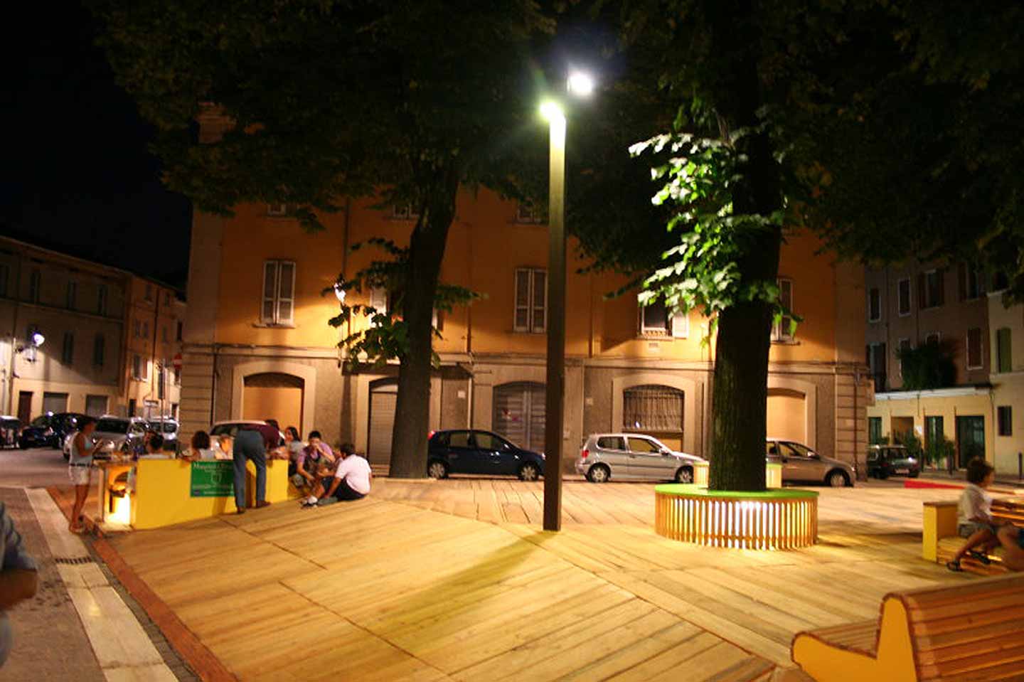Officina - Inzani square